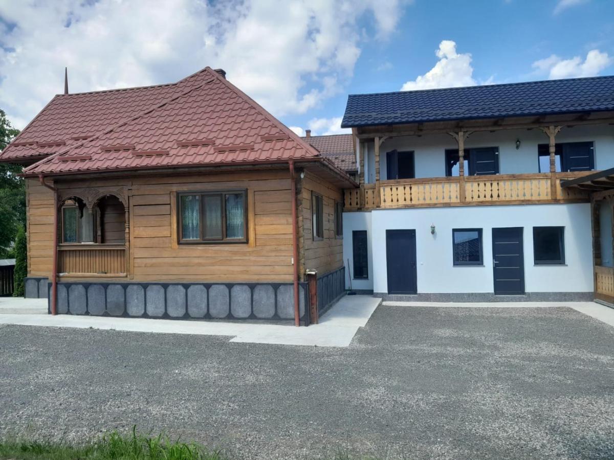 Casa De Langa Padure Hotel Sighetu Marmaţiei Buitenkant foto