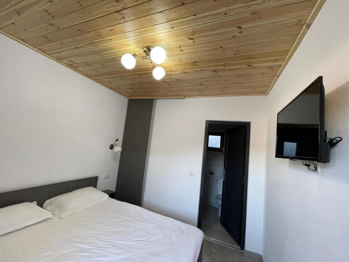 Casa De Langa Padure Hotel Sighetu Marmaţiei Buitenkant foto