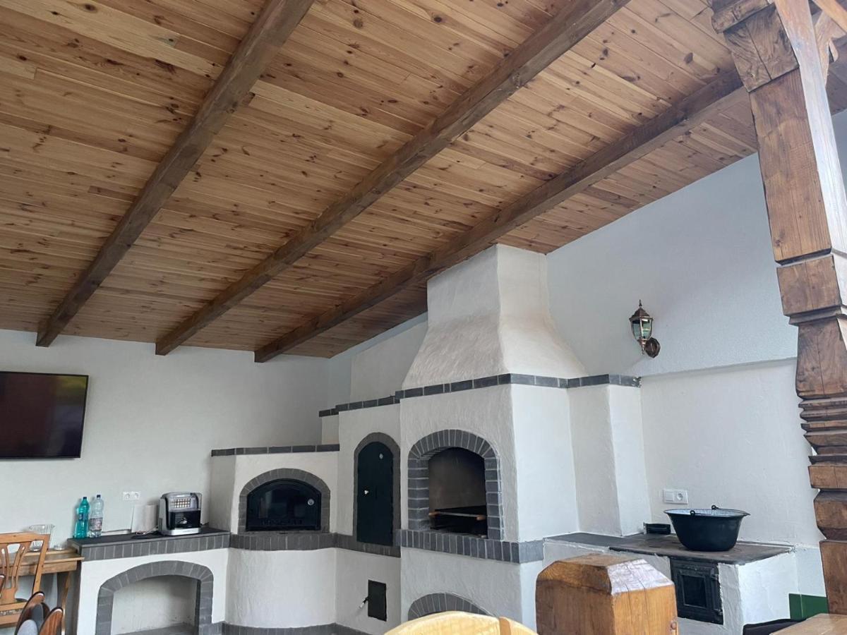 Casa De Langa Padure Hotel Sighetu Marmaţiei Buitenkant foto